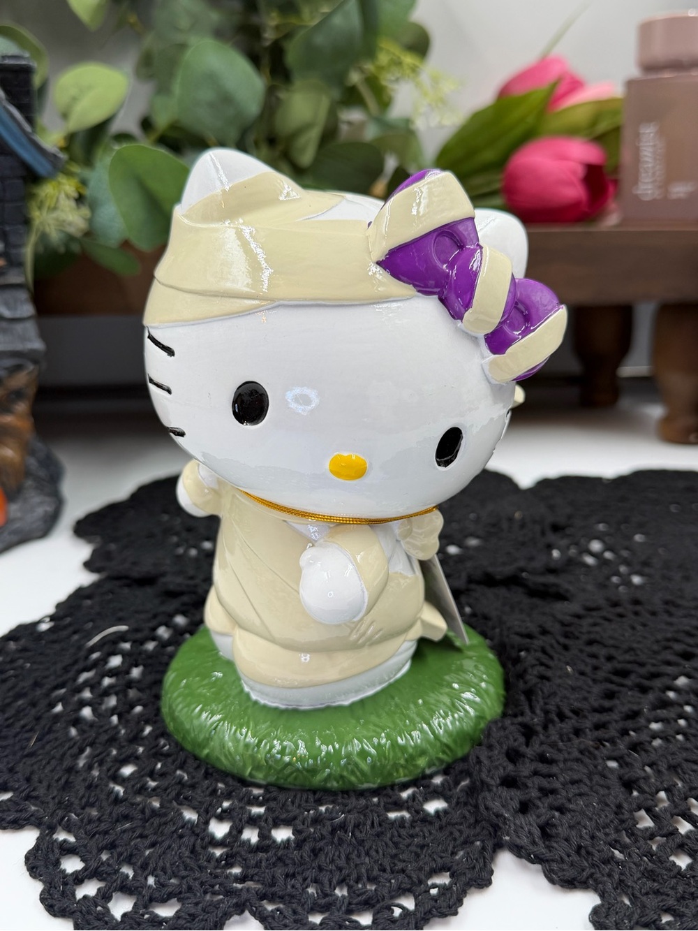 2026 Hello Kitty Mummy Halloween Figurine Purple Bow Sanrio Spooky Decor
